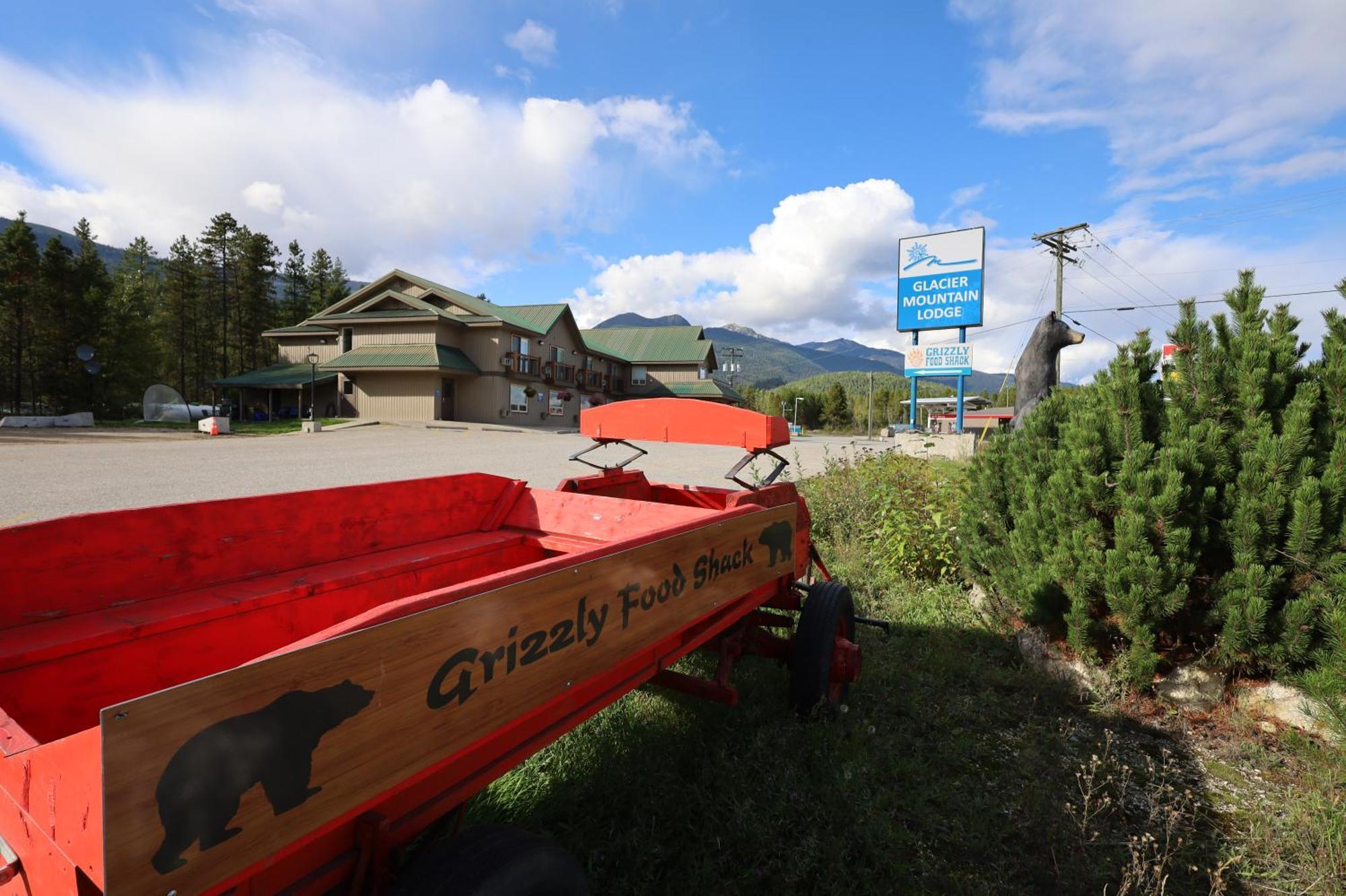 Glacier Mountain Lodge Блю-Ривер Экстерьер фото